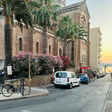 Cosy Centre-ville Saint-Raphaël